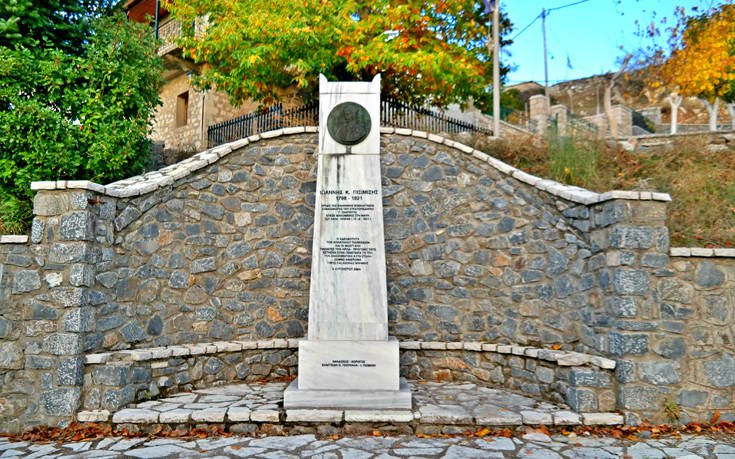 Το ορεινό χωριό της Αρκαδίας με την πανοραμική θέα 19 4296927 1