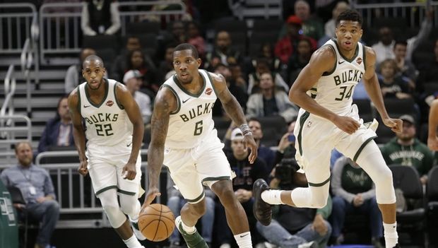 GiannisAntetokounmpoBledsoeMiddleton