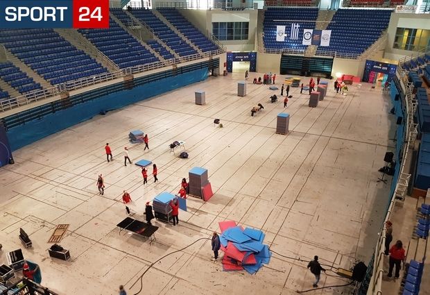 Αυτοψία στο "παλάτι" των Άνω Λιοσίων που θέλει να κάνει σπίτι της η ΚΑΕ ΑΕΚ 46 BB