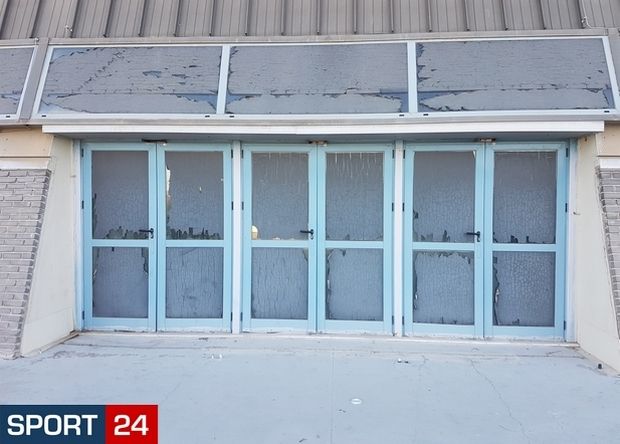 Αυτοψία στο "παλάτι" των Άνω Λιοσίων που θέλει να κάνει σπίτι της η ΚΑΕ ΑΕΚ 43 EE