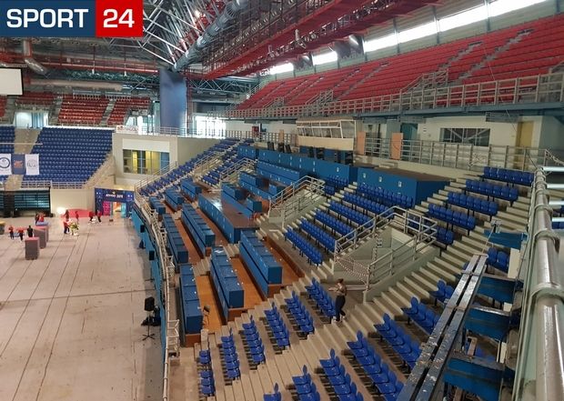 Αυτοψία στο "παλάτι" των Άνω Λιοσίων που θέλει να κάνει σπίτι της η ΚΑΕ ΑΕΚ 51 II