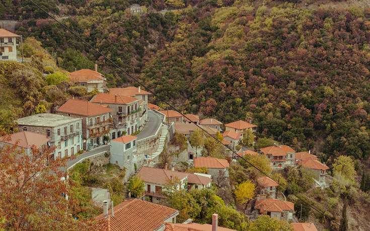 Όμορφα και γραφικά χωριά στην αγκαλιά του Μαίναλου 22 shutterstock 1057414046 1