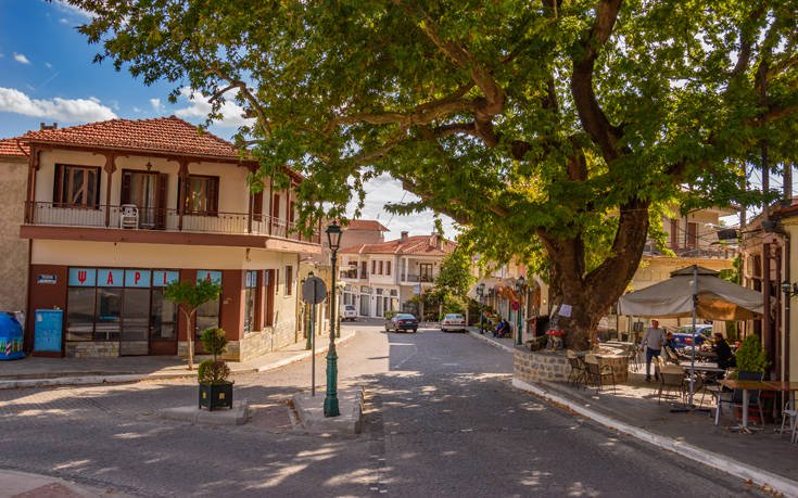 Μία πόλη με χαρακτήρα, έθιμα και παραδόσεις 17 shutterstock 737968210 1