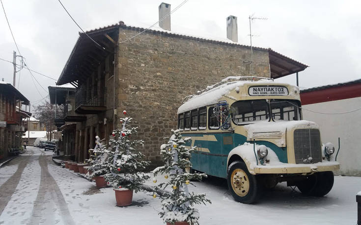 Υπέροχες εικόνες από τη χιονισμένη Ορεινή Ναυπακτία