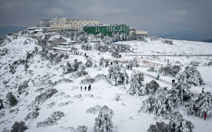 Η χιονισμένη Πάρνηθα από ψηλά 16 4669996 1