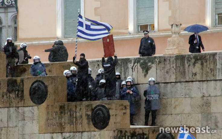 Συλλαλητήριο για τη Μακεδονία υπό καταρρακτώδη βροχή 19 IMG 4510 1