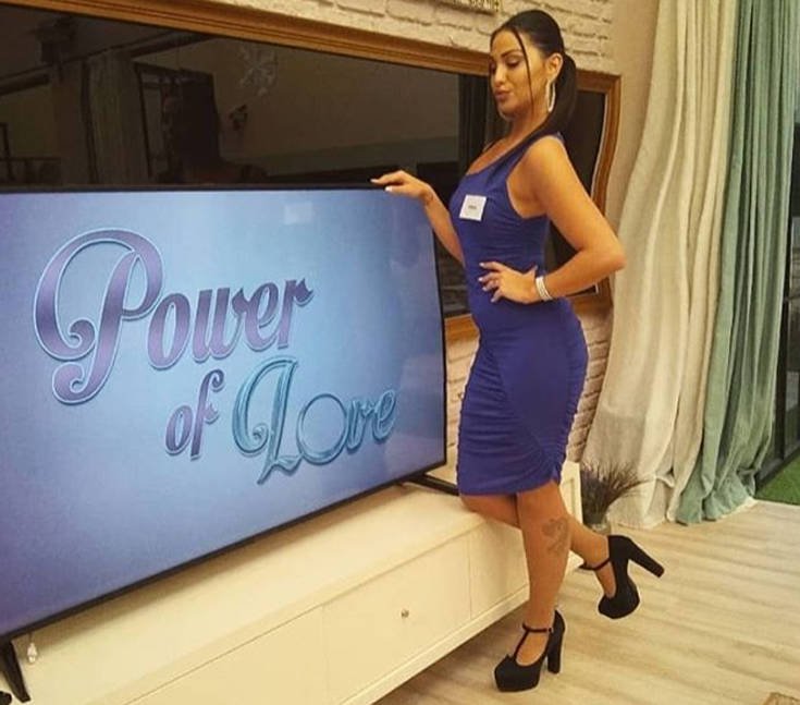 Η πληθωρική χορεύτρια του Power Of Love 31 renia tsakiri11