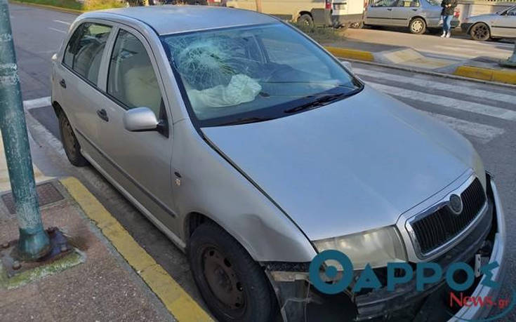 Αυτοκίνητο αναποδογύρισε μπροστά από Δημοτικό Σχολείο 11 5c2tly3h 1