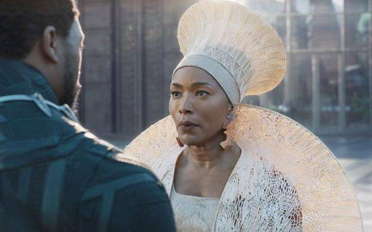 black panther queen ramonda dons amazing 3d printed shoulder piece 1