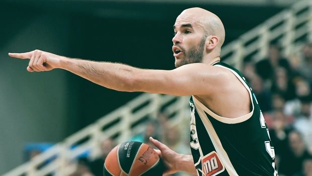 Καλάθης στο Sport24.gr: "Δάσκαλός μας ο Πιτίνο, πάμε για την πρόκριση" 12 3