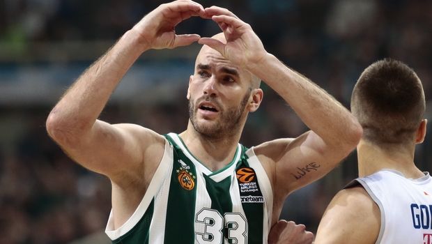 Καλάθης στο Sport24.gr: "Δάσκαλός μας ο Πιτίνο, πάμε για την πρόκριση" 10 calathes