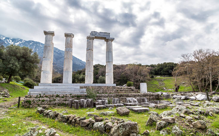 Μυστηριακή ατμόσφαιρα στο «νησί των Μεγάλων θεών» 19 shutterstock 397982926 1