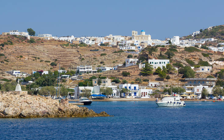 Μία λευκή πινελιά στο απέραντο γαλάζιο του Αιγαίου 19 shutterstock 110766653 3