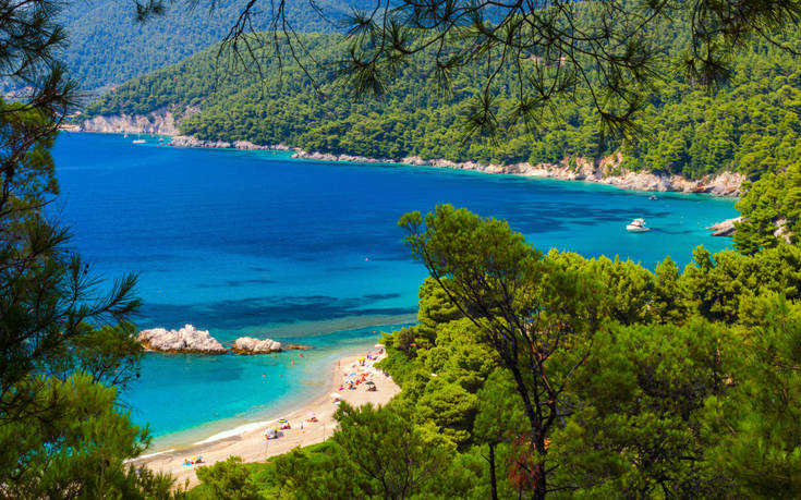 Η εξωτική παραλία της Σκοπέλου με τα γαλαζοπράσινα νερά 20 1122743648 1