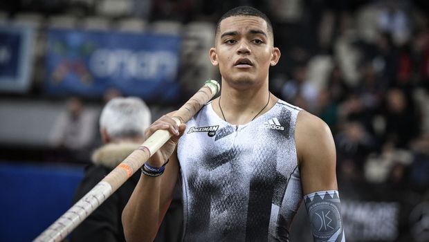 Συγκλονιστικές μαρτυρίες για τον Κυτέα και τις ρατσιστικές επιθέσεις στον Καραλή