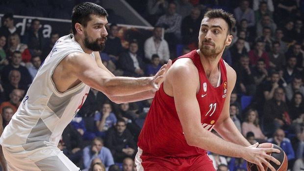 Ολυμπιακός 2019/20: Ένα μπάσκετ χωρίς θέσεις 9 Milutinov