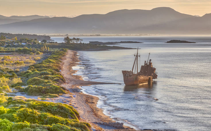 shutterstock 1051518254 1