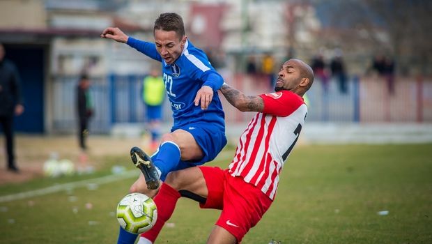 Ολυμπιακός Βόλου - Νίκη Βόλου 1-1: Ισοπαλία με επεισόδια 10 5