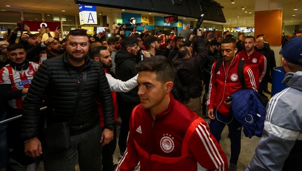 Χαμός στο "Ελ. Βενιζέλος": Αποθεώθηκαν οι παίκτες του Ολυμπιακού 9 7 1