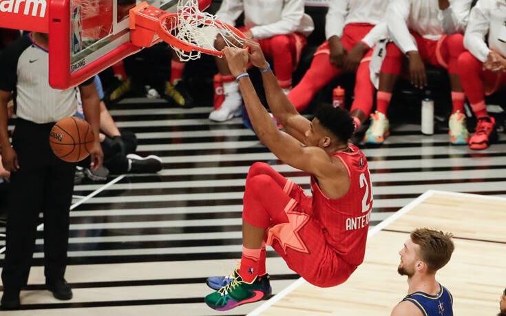Στον Κόμπι Μπράιαντ αφιερωμένο το All Star Game, 157-155 νίκησε η Τeam LeBron με βολή του Ντέιβις 25 AP 20048093023598