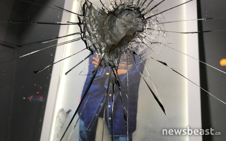 Ζημιές σε καταστήματα γύρω από την ΑΣΟΕΕ 35 fgdf2
