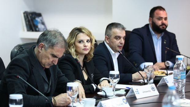 Ολυμπιακός: Ζητάει ξένους διαιτητές σε όλα τα παιχνίδια των play-off 11 sl2