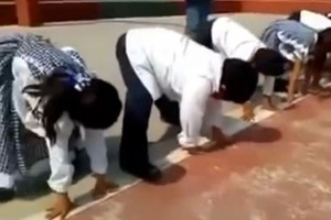 Τι να το κάνεις το ανοιχτήρι για μπύρα όταν έχεις… έναν κάβουρα