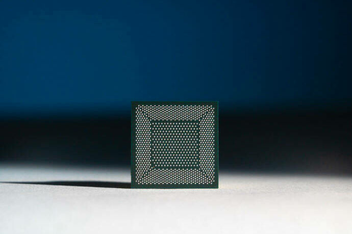 Η Intel δημιουργεί τσιπάκι που μπορεί να καταλάβει οσμές