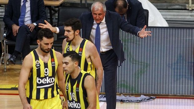 Κορονοϊός: Συναγερμός στην Φενέρμπαχτσε, εξετάσεις λόγω εμφάνισης συμπτωμάτων