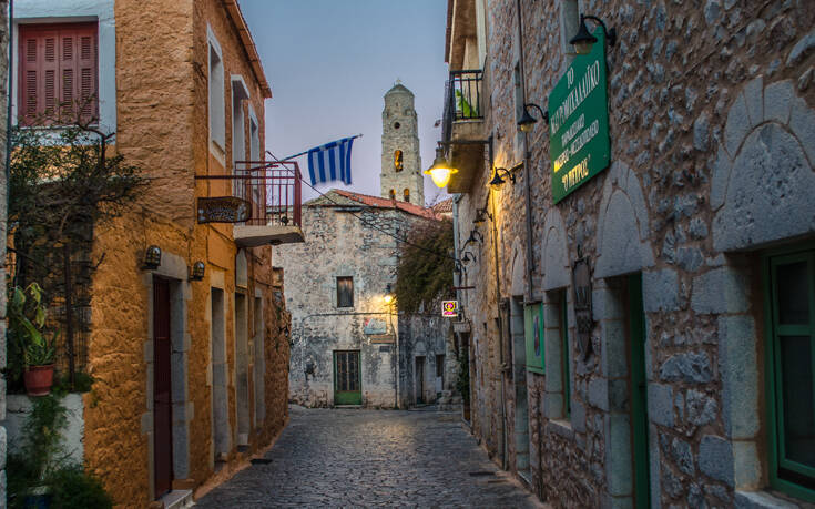 Εκεί όπου άναψε η σπίθα της ελληνικής Επανάστασης 19 shutterstock 758510134