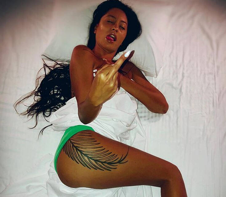 Η Θεσσαλονικιά με τις καυτές αναρτήσεις 26 sissyzournatzi6