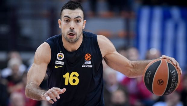 Κορονοϊός: “Θετικοί οι Σλούκας, Βέσελι και Ντουβερίογλου στη Φενέρμπαχτσε”