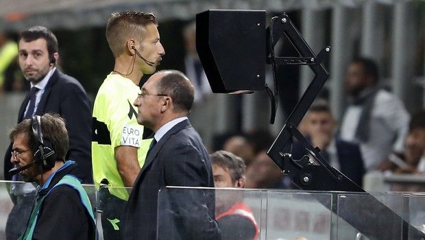 Serie A: Ανοικτό το ενδεχόμενο επανεκκίνησης χωρίς VAR