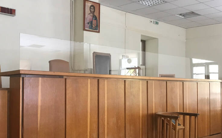 Έτσι ανοίγουν σήμερα τα δικαστήρια: Θερμομέτρηση, μάσκες, αντισηπτικά, security και προστατευτικά πλεξιγκλάς 18 IMG 2740
