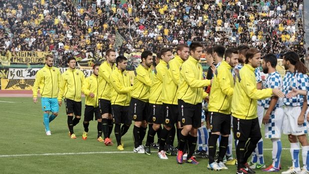 Το διαφορετικό να είσαι ΑΕΚ 7 aek2