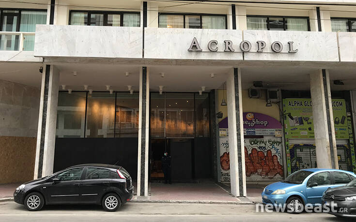 Σε ξενοδοχείο στο κέντρο της Αθήνας μεταφέρθηκαν 49 φοιτητές που έφτασαν από Ιταλία 12 dgsg4