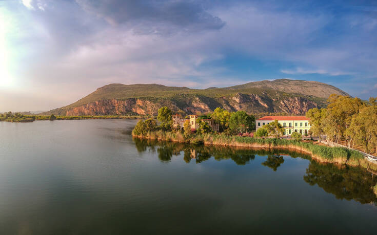 Η λίμνη που πήρε το όνομά της από μία Νύμφη 16 shutterstock 1109427251