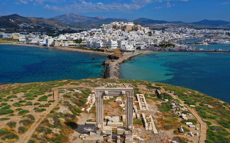 Πορτάρα, το μνημείο συνώνυμο της Νάξου