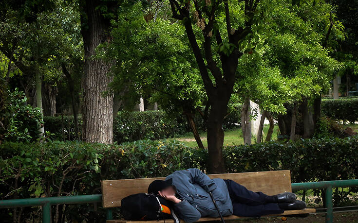 Παραμένει νεκρή πόλη η Αθήνα παρά την άρση των μέτρων 42 5076992