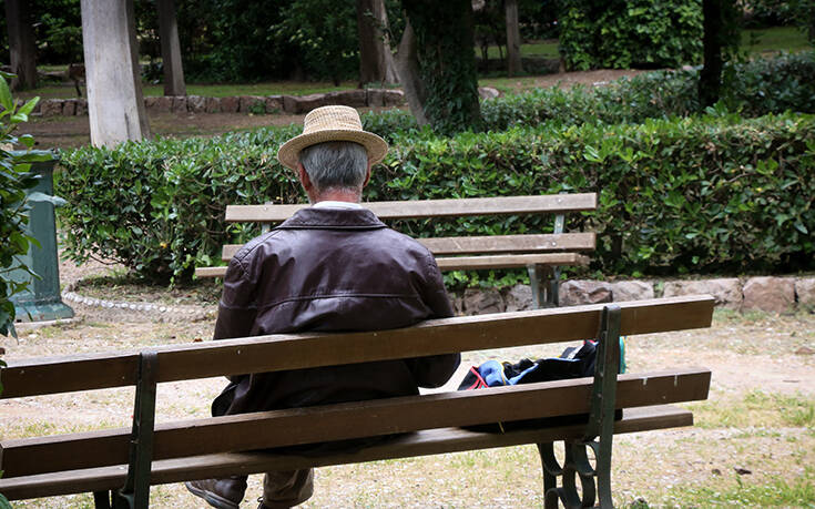 Παραμένει νεκρή πόλη η Αθήνα παρά την άρση των μέτρων 32 5077000