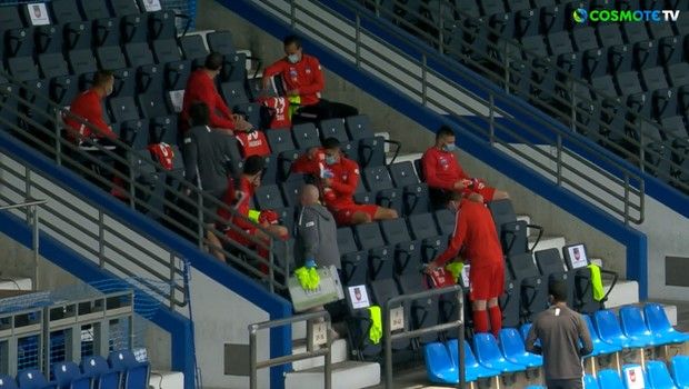 Μπόχουμ – Χάιντενχαϊμ: Οι ποδοσφαιριστές κάθισαν στην εξέδρα