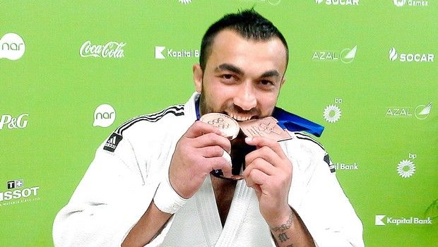 Ο Ηλίας Ηλιάδης σκληραγωγεί τους Ουζμπέκους τζουντόκα