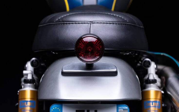 Όταν η FCR Original βάλει χέρι σε μια Triumph, παίρνεις κάτι… τέτοιο 43 maosfiafi9