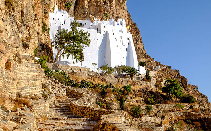 Αμοργός, το νησί με την ξεχωριστή ομορφιά 36 shutterstock 366544475