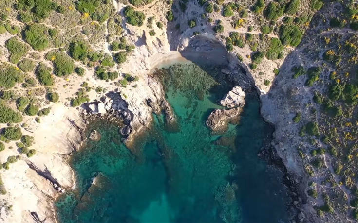 Τρεις παραλίες εντός και εκτός Αττικής που πρέπει να γνωρίζετε 18 tsiou