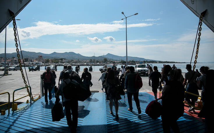 SOS για τη χρήση μάσκας στα καράβια – Στήριξη από την κυβέρνηση στον τουρισμό