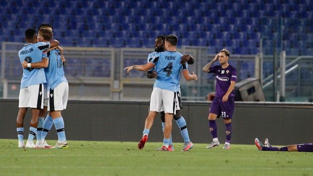 Λάτσιο – Φιορεντίνα 2-1: Ζωντανή στο κυνήγι της Γιουβέντους