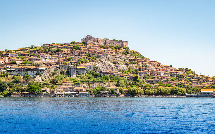 Μόλυβος: Το όμορφο χωριό της Λέσβου 38 shutterstock 1482035501