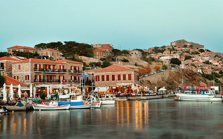 Μόλυβος: Το όμορφο χωριό της Λέσβου 34 shutterstock 506248630