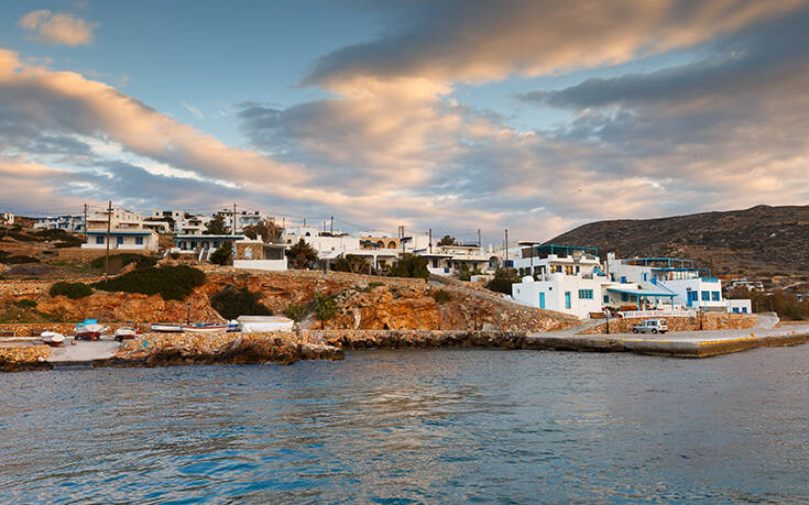 Το μικρό νησί των Κυκλάδων με τη λιτή γοητεία 32 shutterstock 582480784